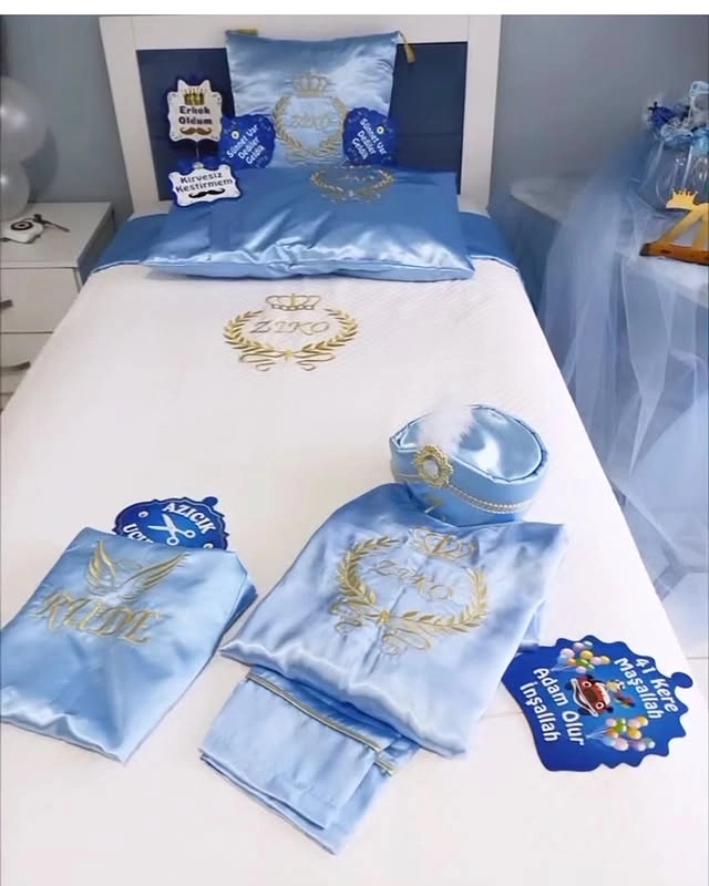 İsim Nakışlı Sünnet Pike Takımı ve Sabahlık 